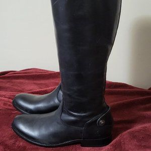 FRYE Boots Brand New Never Worn Still in Box